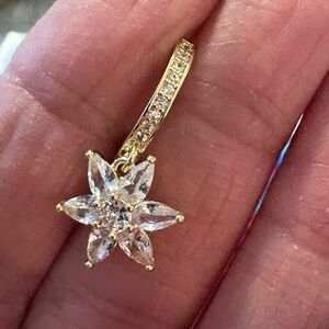 Belly Ring- Star with simulated Diamonds 14G Belly Button Ring Gold Tone nwt